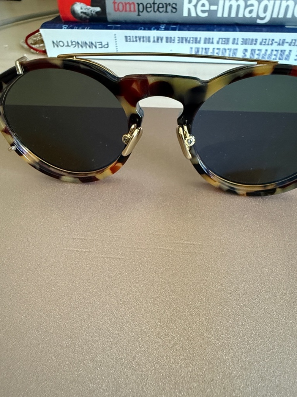 Oliver Peoples Eyeglasses with Clip On Sunglasses - Picture 6 of 10